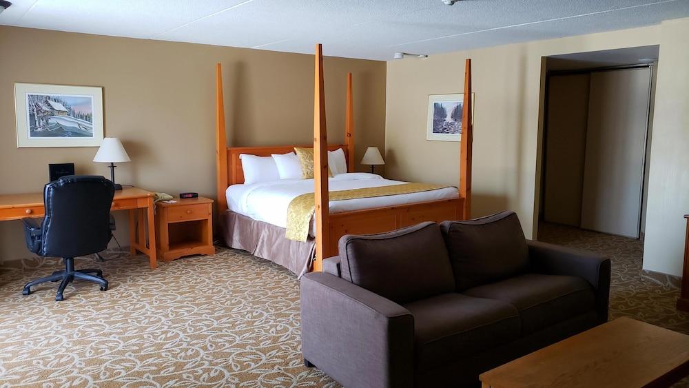 Ramada By Wyndham Pinewood Park Resort North Bay Exterior foto